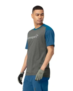 Fjørå Equaliser Lightweight T-Shirt (M)><noscript><img width=